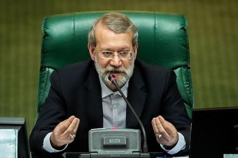 واکنش تند لاریجانی به نامه نوبخت: دولت باید مصوبه مجلس درباره افزایش حقوق را اجرا کند