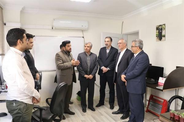 بازدید معاون گردشگری از مرکز رزرواسیون اقامت 24 در مشهر بازدید معاون گردشگری از مرکز رزرواسیون اقامت 24 در مشهر