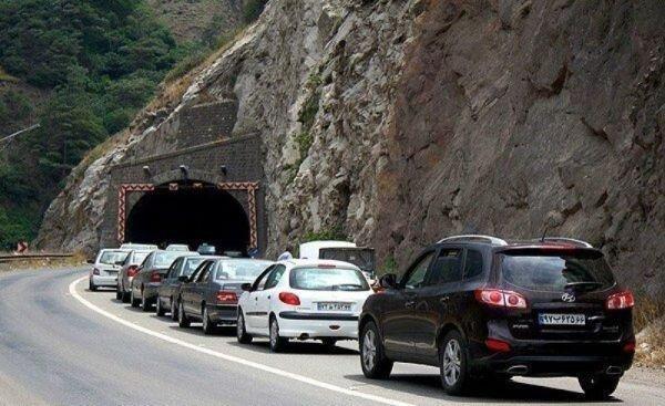 جاده های شمال قفل شد ؛ جاده چالوس هم یک طرفه