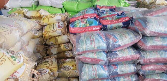 کشف 12 تن برنج احتکار شده در یاسوج کشف 12 تن برنج احتکار شده در یاسوج