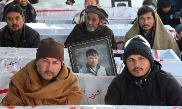 خبرنگاران تحصن بازماندگان قربانیان معدنچی پاکستان سرانجام یافت